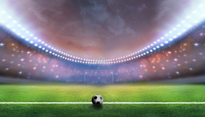 爱游戏资讯-太阳队在客场逆转骑士，布克在最后一秒投中关键三分！，太阳队布克是黑人还是白人