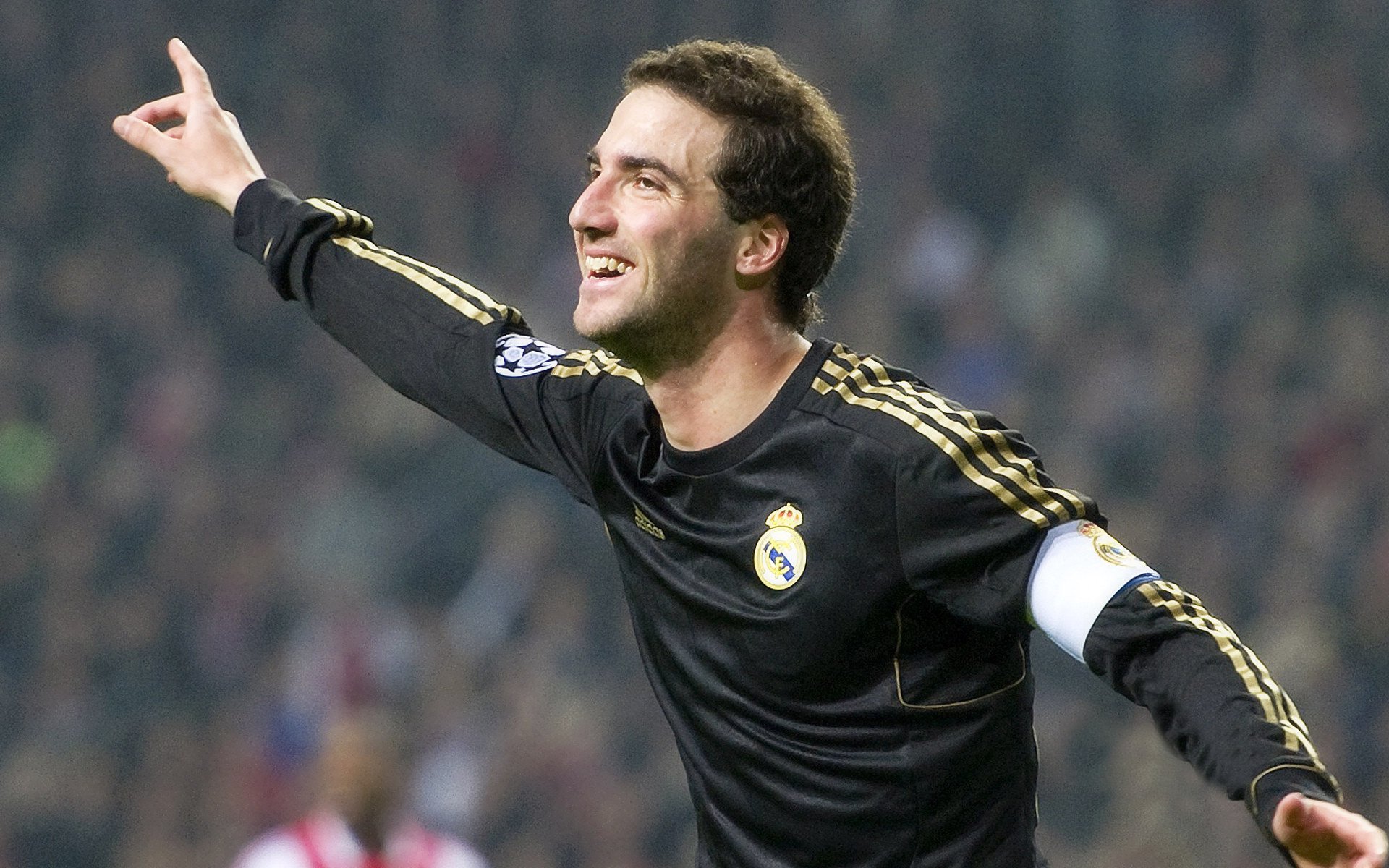 换人战术分析:谁的“战术神器”最厉害?,什么是战术换弹